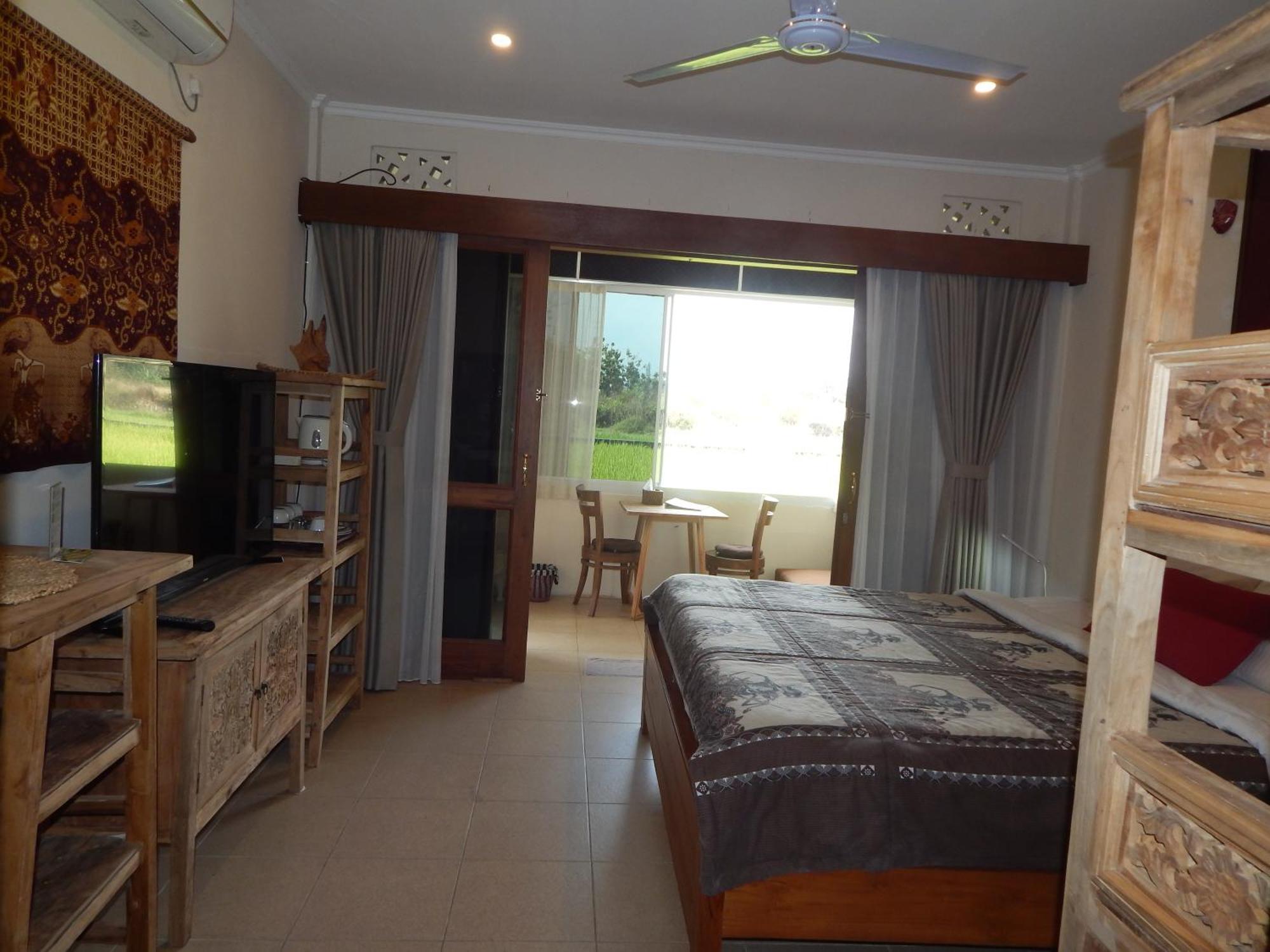 Alamanda Family Villas, Pool & Local Tours Yogyakarta Esterno foto