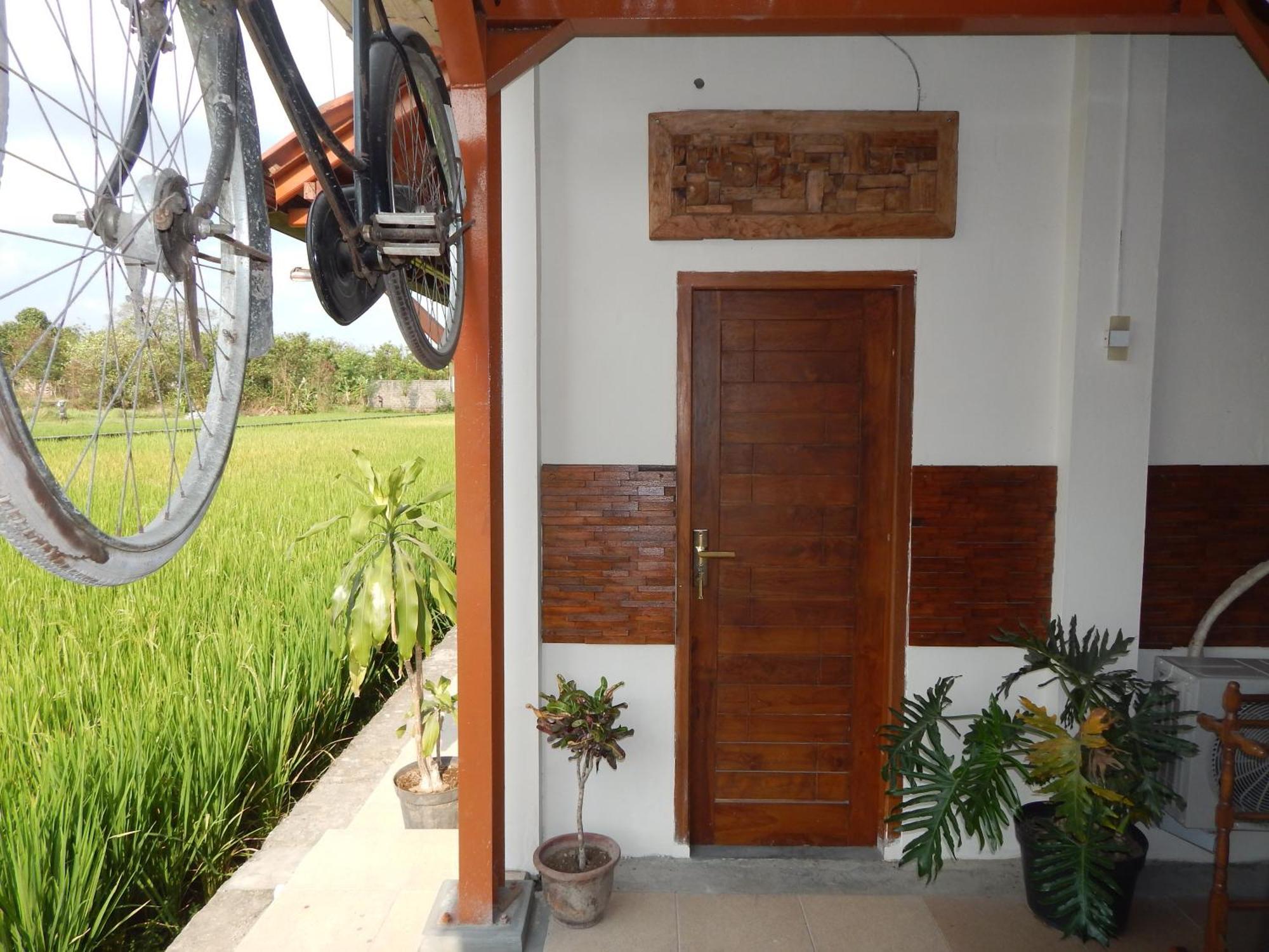Alamanda Family Villas, Pool & Local Tours Yogyakarta Esterno foto