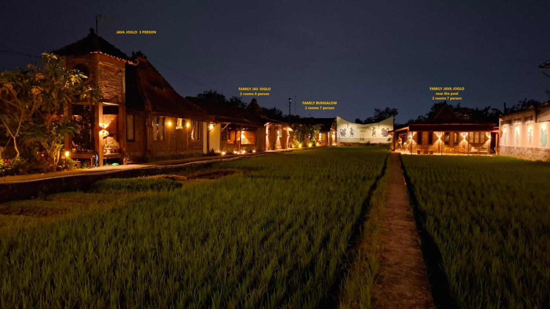 Alamanda Family Villas, Pool & Local Tours Yogyakarta Esterno foto