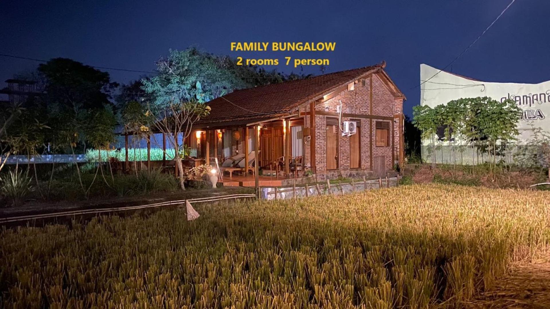 Alamanda Family Villas, Pool & Local Tours Yogyakarta Esterno foto